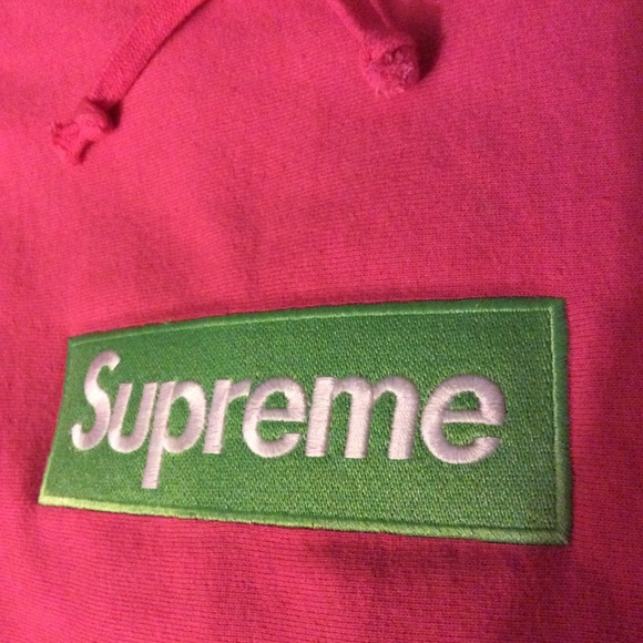 Supreme Pink Box Logo Hoodie 17’ - Picture 2 of 8